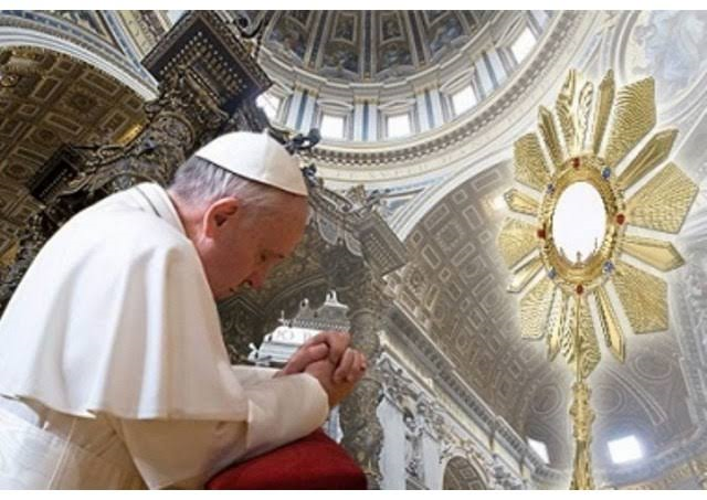 FAIDA 10 ZA KUABUDU EKARISTI TAKATIFU